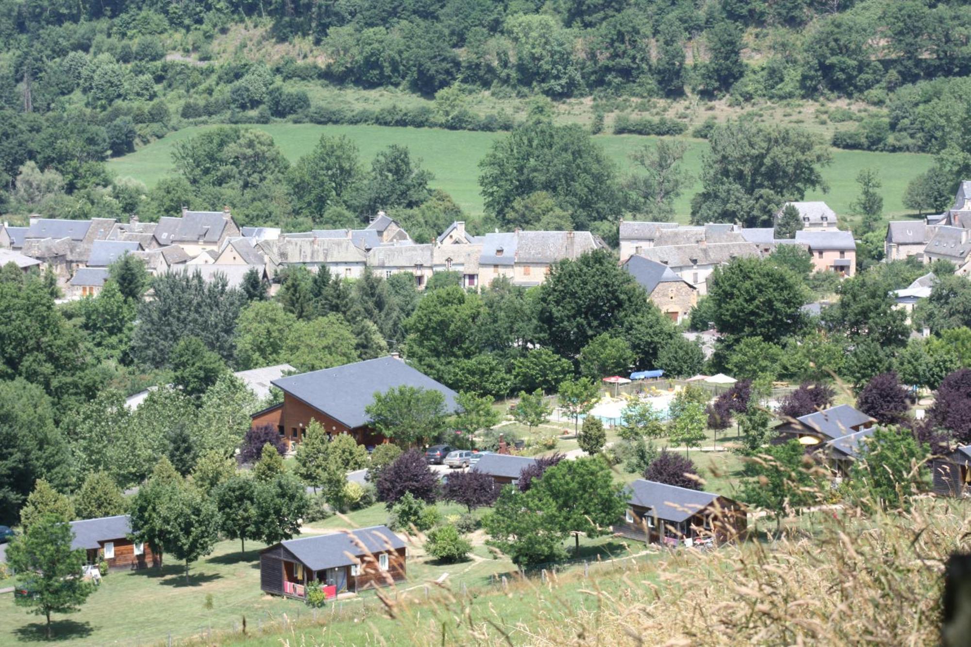 Village De Gite - La Cascade Sainte-Eulalie-d'Olt Eksteriør bilde