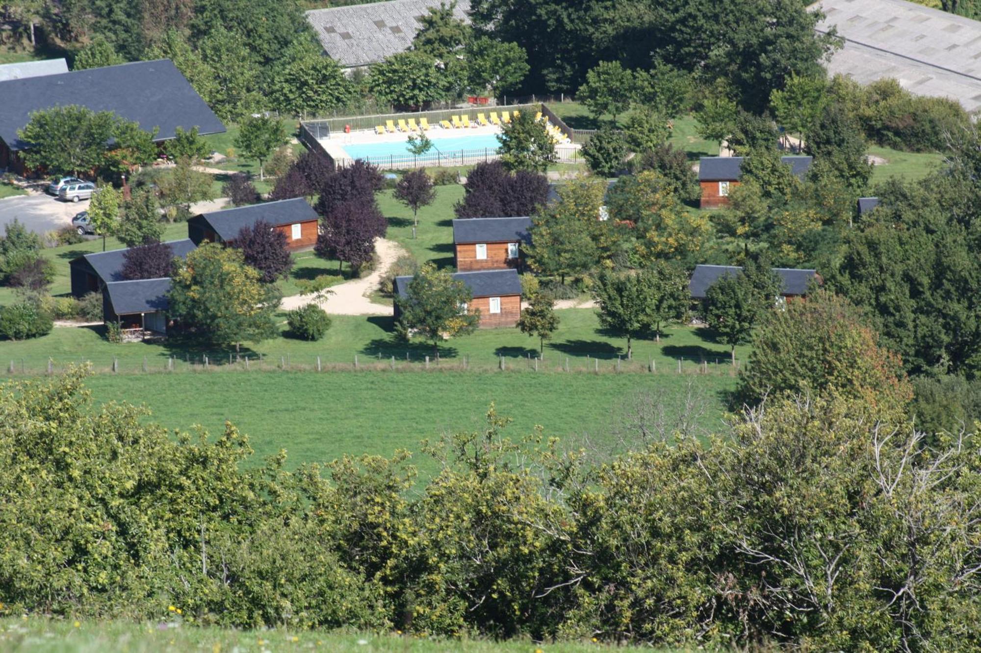 Village De Gite - La Cascade Sainte-Eulalie-d'Olt Eksteriør bilde